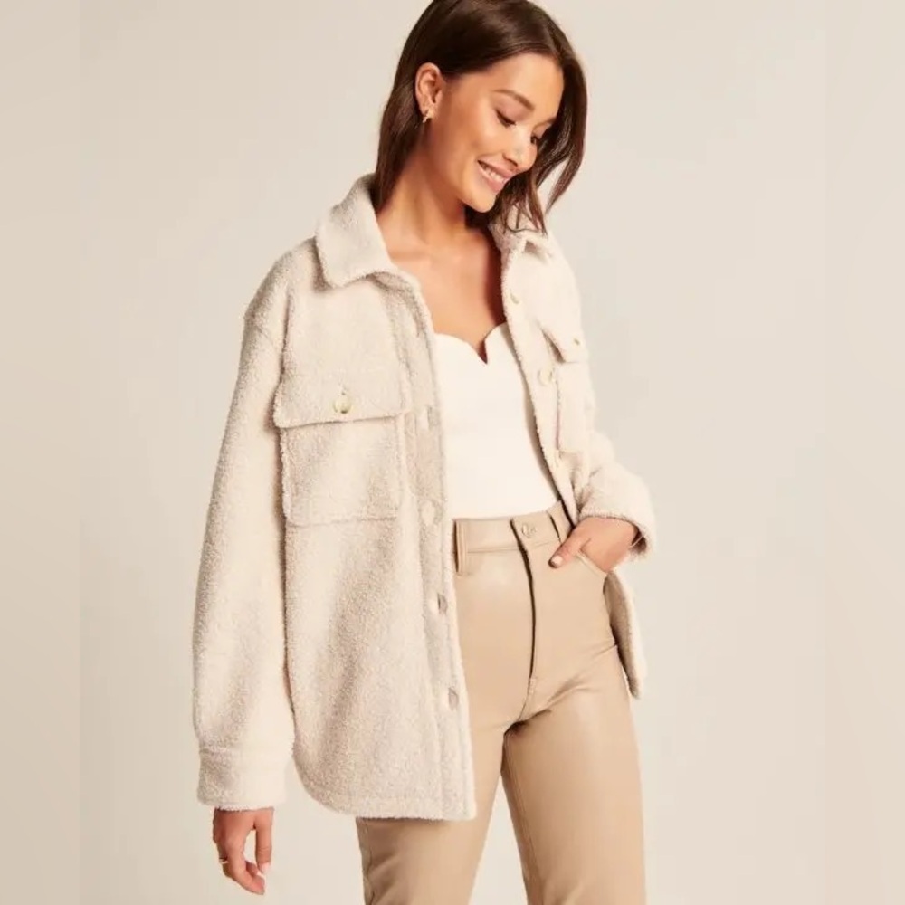 ABERCROMBIE & FITCH Sherpa Shirt Jacket Teddy Comfy Cream Beige Button-Down (L)